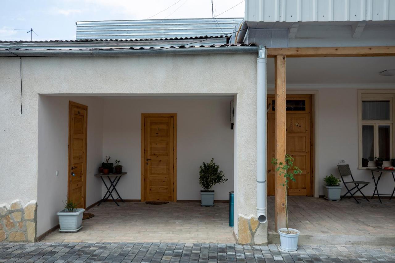 Royal House Hotel Gori Bagian luar foto