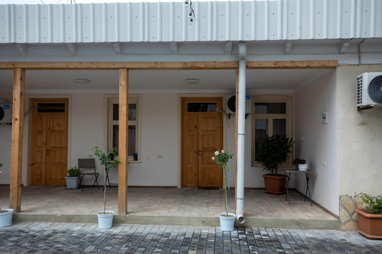 Royal House Hotel Gori Bagian luar foto